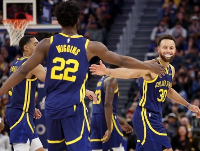 星空体育-NBA季前赛收官，球队备战迎接挑战的常规赛阶段
